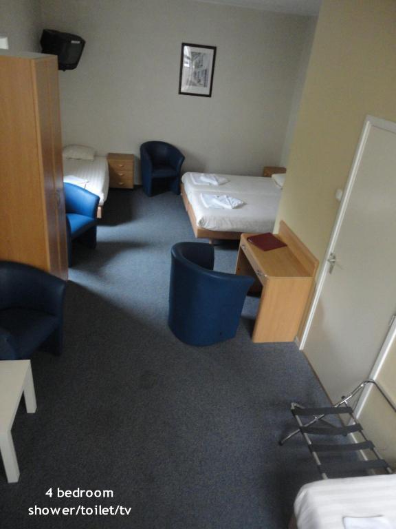 Hotel 'T Anker Leeuwarden Room photo